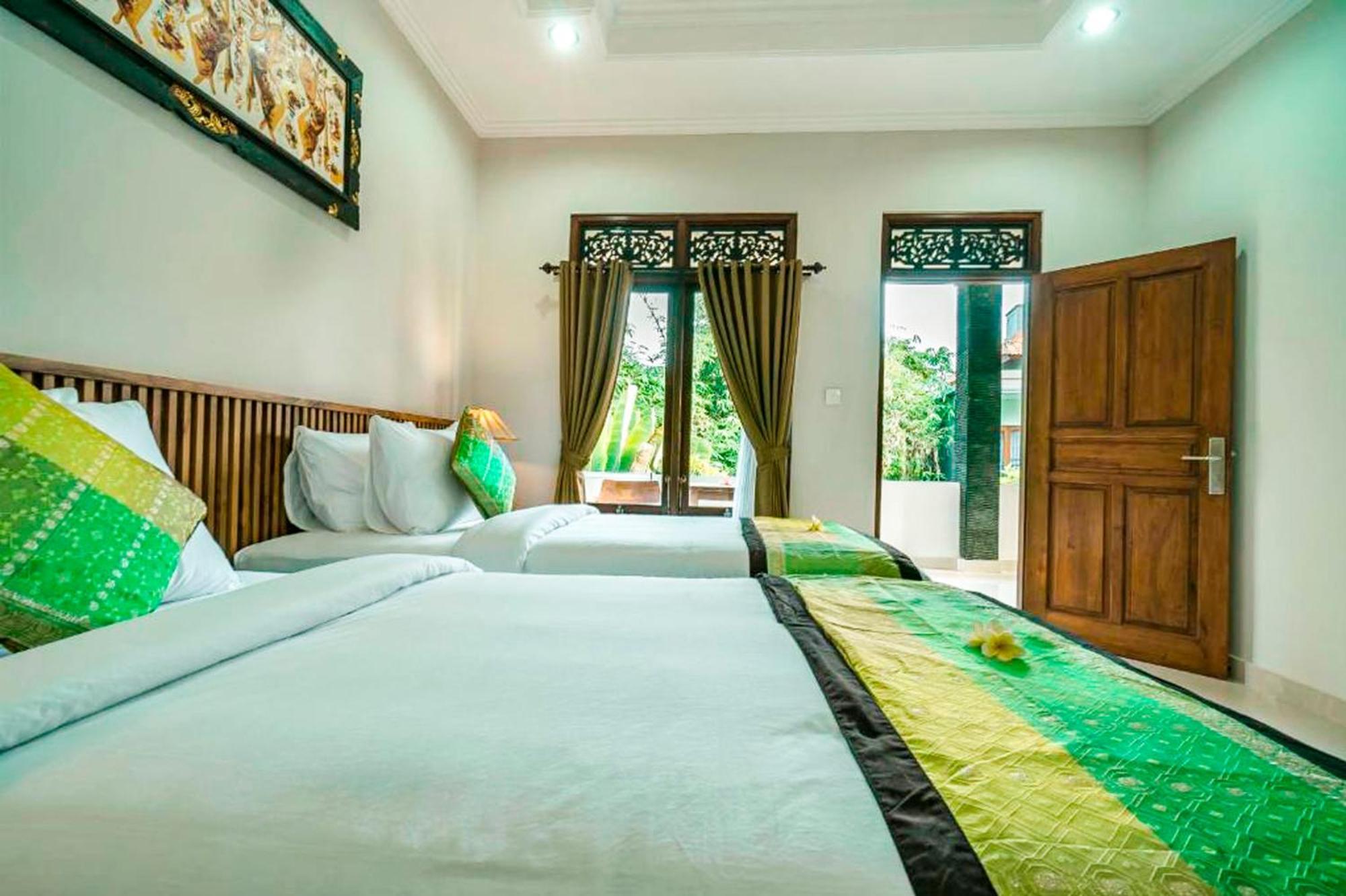 Esty House Otel Ubud Dış mekan fotoğraf