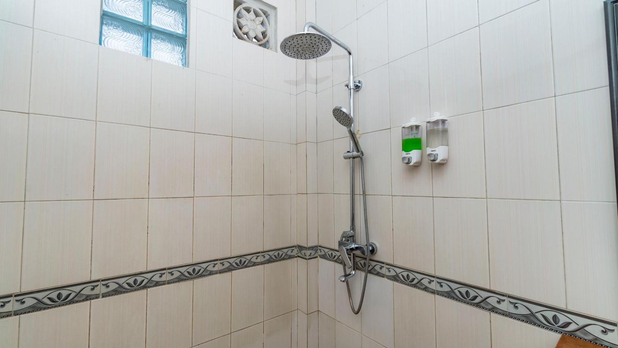 Esty House Otel Ubud Dış mekan fotoğraf